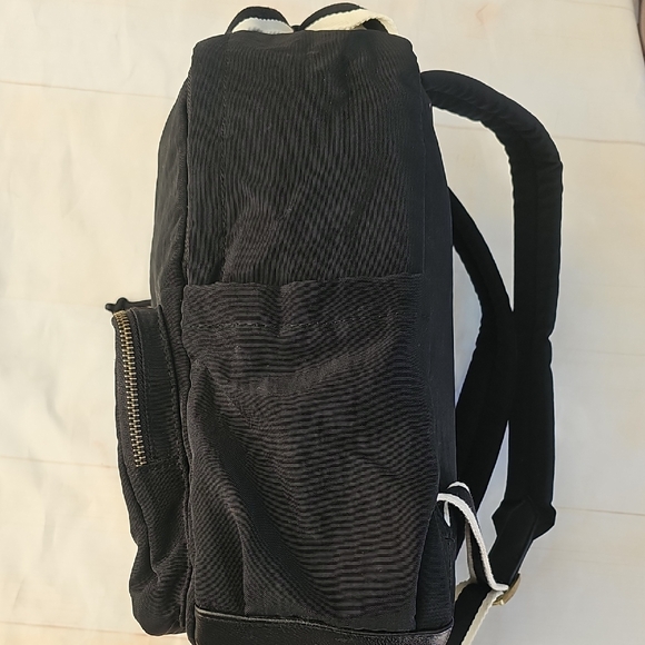 Classic Black Canvas Backpack with Contrast Straps - Picture 2 of 7